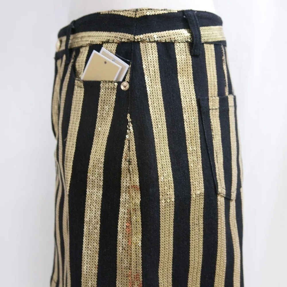 Gorgeous Michael Kors Black & Gold Sequin Stripe
Denim Mini Skirt NWT Sz.4 - Picture 5 of 7